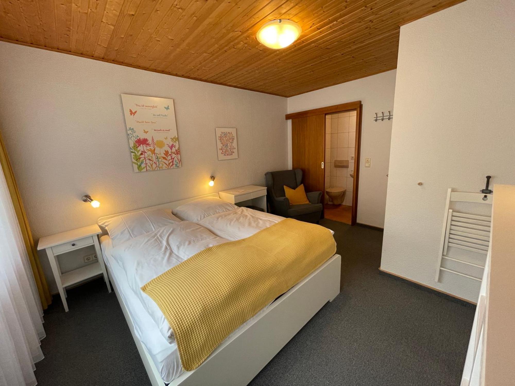 Ferienwohnungen Haus Zur Linde Cochem Ngoại thất bức ảnh