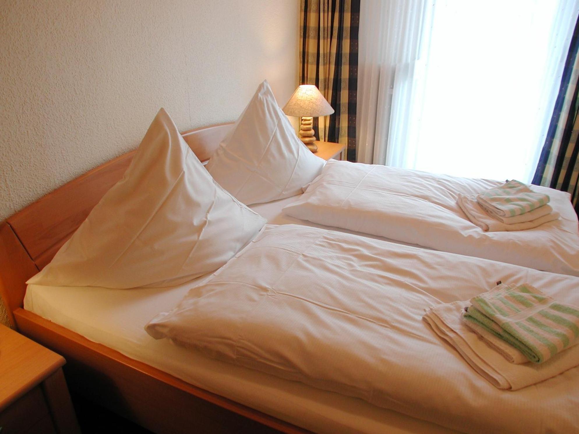Ferienwohnungen Haus Zur Linde Cochem Phòng bức ảnh