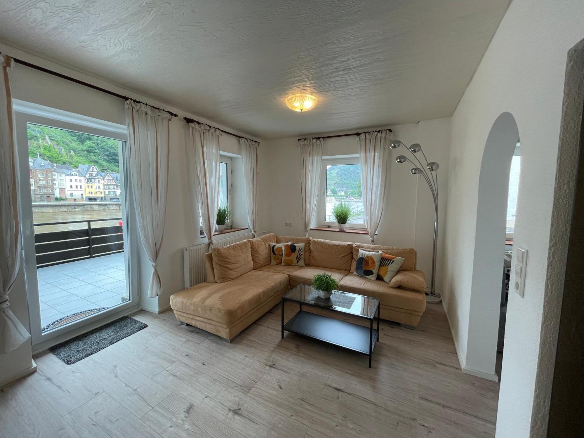 Ferienwohnungen Haus Zur Linde Cochem Ngoại thất bức ảnh