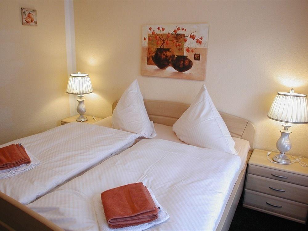 Ferienwohnungen Haus Zur Linde Cochem Ngoại thất bức ảnh